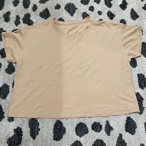 LULULEMON TAN CROPPED CATES TEE - SIZE 6